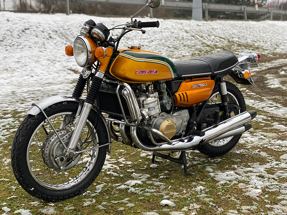 Suzuki GT 750J